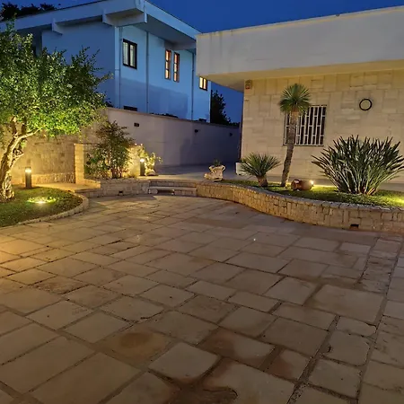 Dimora Regina Apartment *